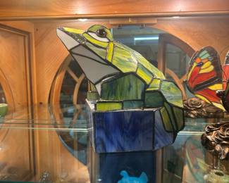 Vintage Tiffany-style stained glass frog