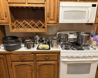 Cuisinart, Calphalon, AllClad, Lodge Cookware
