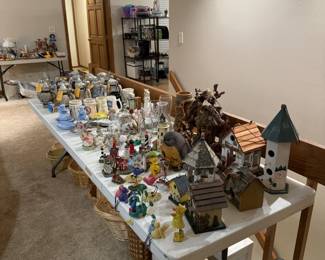 Collectibles/Bird Houses/Beer Steins