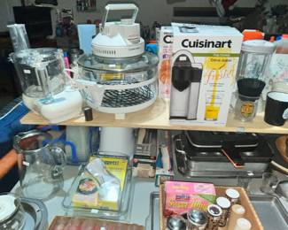 CUISINART JUICER, PROCESSOR, CONVECTION OVEN