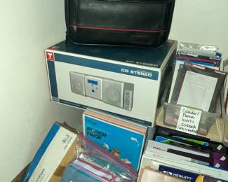 CD STEREO IN BOX