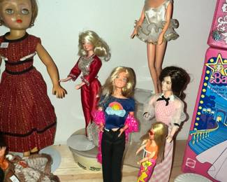 SEVERAL VINTAGE BARBIES