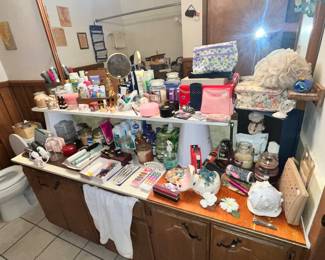 BATHROOM ITEMS