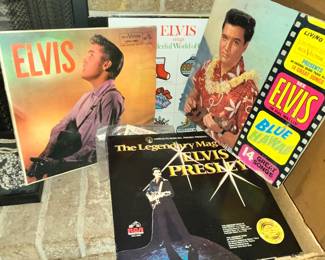 LOTS OF ELVIS ALBUMS!