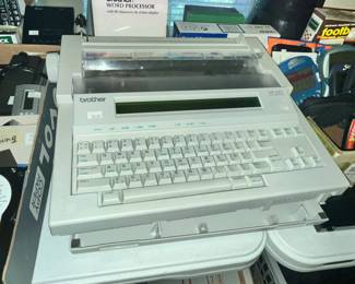 VINTAGE BROTHER WORD PROCESSOR
