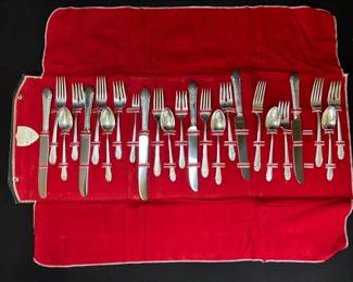 25pc Set International Sterling Silver Enchantress Flatware Set