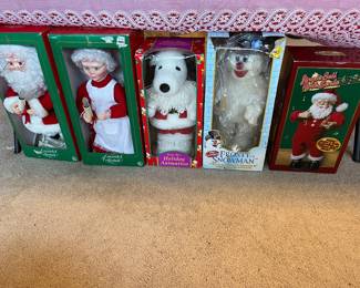 Christmas Snoopy, Frosty