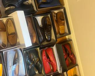 Shoes 9-9.5-10