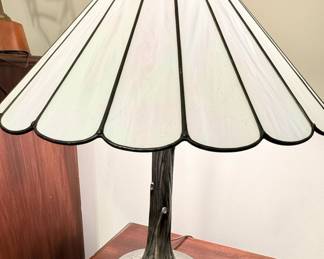 Meyda Tiffany Style Table Lamp