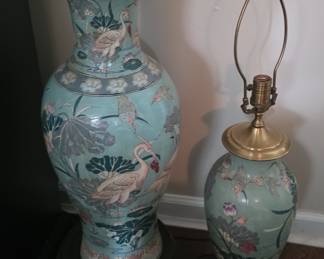 Chinese Export Porcelain Vase and Lamp Base Set Style