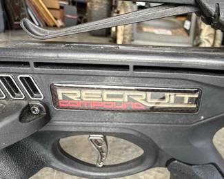 Barnett Recruit Compound Crossbow