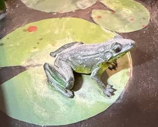 Taxidermy Largemouth Bass with Frog Diorama