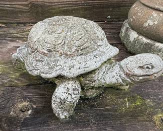 Stone Garden Bird Bath with Turtle Figurine