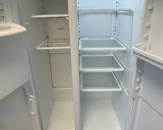 Frigidaire FRHT5BFEN2 Side-by-Side Refrigerator