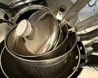 Stainless Steel Cookware Set Style