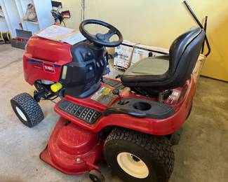 Toro LX500 twin cylinder rider mower, 50". 46" snow blade