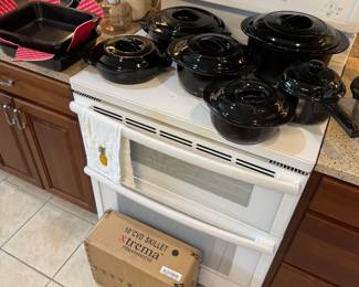 Xtrema kitchen cooking set, all like-new, barely used