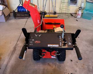Ariens 927LE snow-thro
