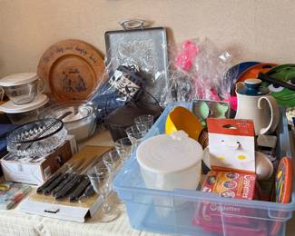 KITCHENWARE
