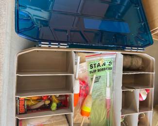 TACKLE BOX