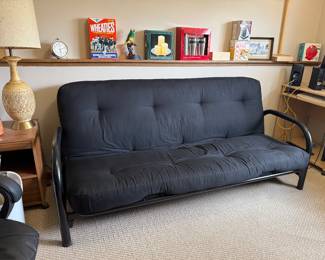 FUTON
