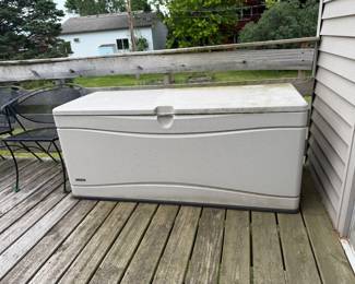 LIFETIME STORAGE TRUNK