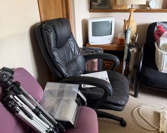 OFFICE CHAIRS