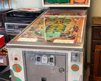 1973 WILLIAMS GULFSTREAM ELECTRO MECHANICAL PINBALL MACHINE