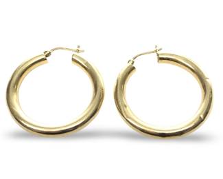 Iconic 18KT Yellow Gold Hoop Earrings