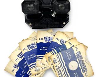 Vintage View-Master Stereoscope and Cards
