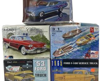 AMT/Revell/Atlantis 1:25 Scale Model Cars