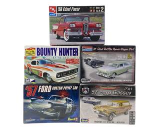 5pc Mixed Brand 1:25 Scale Model Cars