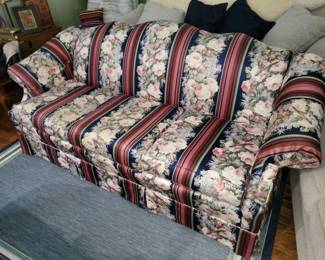 7 ft Lane sofa
