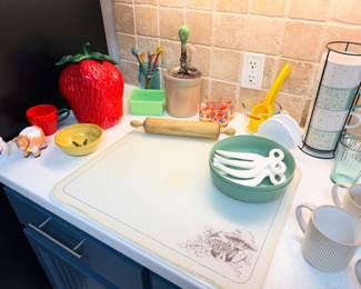 fun kitchen items, vintage and new