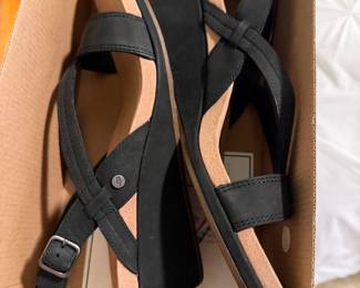new in box UGG sandals size 9