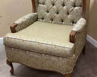 VTG. TUFTED FRENCH PROVINCIAL BERGÃ‰RE STYLE ARMCHAIR, CARVED WOOD FRAME NO SHIPPING PICKUP ONLY