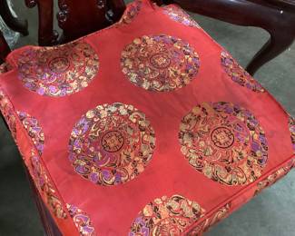 TRADITIONAL ROSEWOOD PEARL INLAY DINING SET, GLASS TOP, 8 CHIPPENDALE STYLE CHAIRS, STAINING ON THE CHAIR CUSHIONS, LEGS ON THE TABLE ARE LOOSE NO SHIPPING PICKUP ONLY