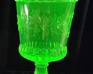 RARE ANTIQUE ADAMâ€™S & CO URANIUM GLASS CELERY VASE, WILDFLOWER PATTERN