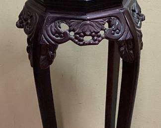 LARGE VTG. JAPANESE SATSUMA STYLE HAND PAINTED DECORATIVE EGG ON A CHINESE CARVED ROSEWOOD PEDESTAL STAND w MARBLE INSERT NO SHIPPING PICKUP ONLY