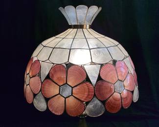 SET OF 3 VTG. TIFFANY STYLE PINK & IVORY CAPIZ SHELL LAMPS, BRONZE BASE, 2 TABLE LAMPS & 1 FLOOR LAMP LAMPS ARE IN GOOD WORKING CONDITION NO SHIPPING PICKUP ONLY