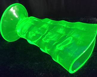 ART DECO STYLE URANIUM GLASS FAN VASE, 6.25in H