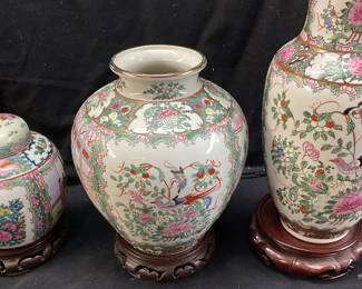 (3) CHINESE FAMILLE ROSE PORCELAIN VASES & GINGER JAR, WITH WOOD BASES, TALLEST VASE IS 12.5in H & MARKED ANDREA SADEK NO SHIPPING PICKUP ONLY