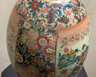 LARGE VTG. JAPANESE SATSUMA STYLE HAND PAINTED DECORATIVE EGG ON A CHINESE CARVED ROSEWOOD PEDESTAL STAND w MARBLE INSERT NO SHIPPING PICKUP ONLY