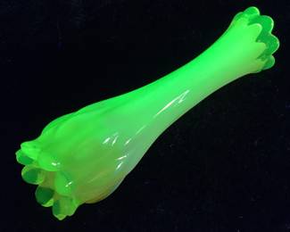 FOSTORIA HEIRLOOM URANIUM GLASS SWUNG VASE, 6in H