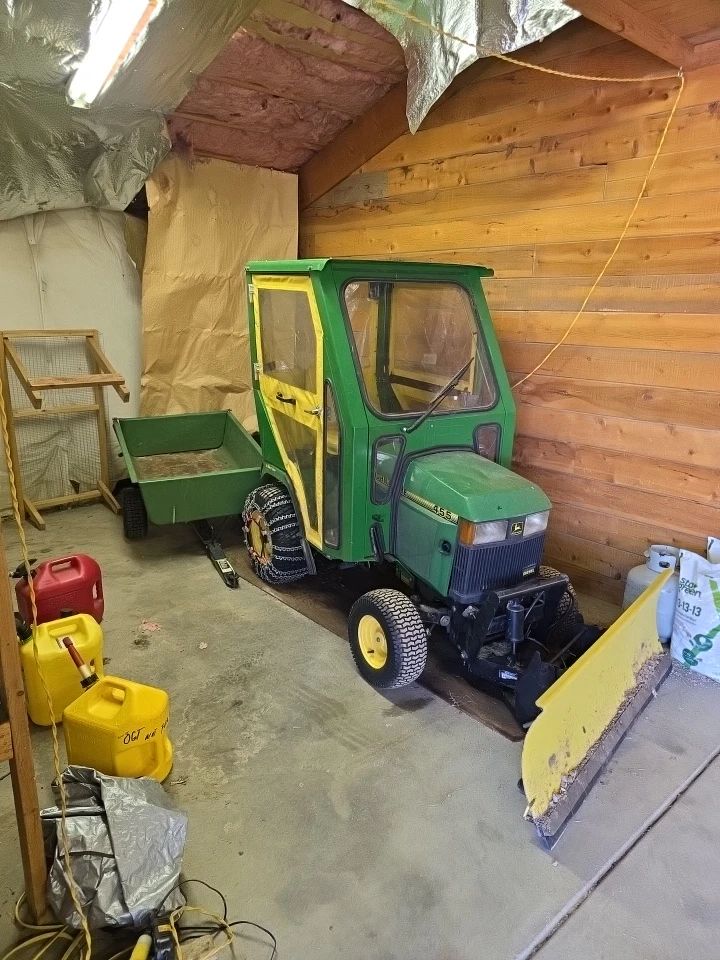 John Deere 455 garden tractor