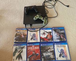 PS4 two controllers and games