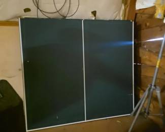 Ping-Pong table