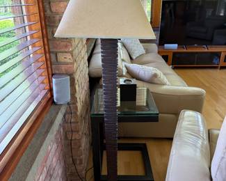 Floor lamp in metal