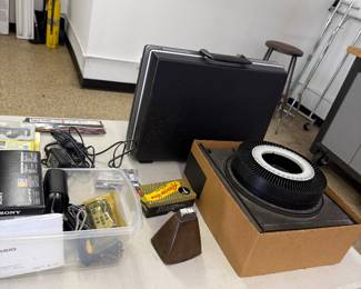 Slide projector