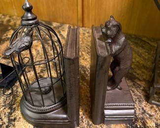 Cute bookends